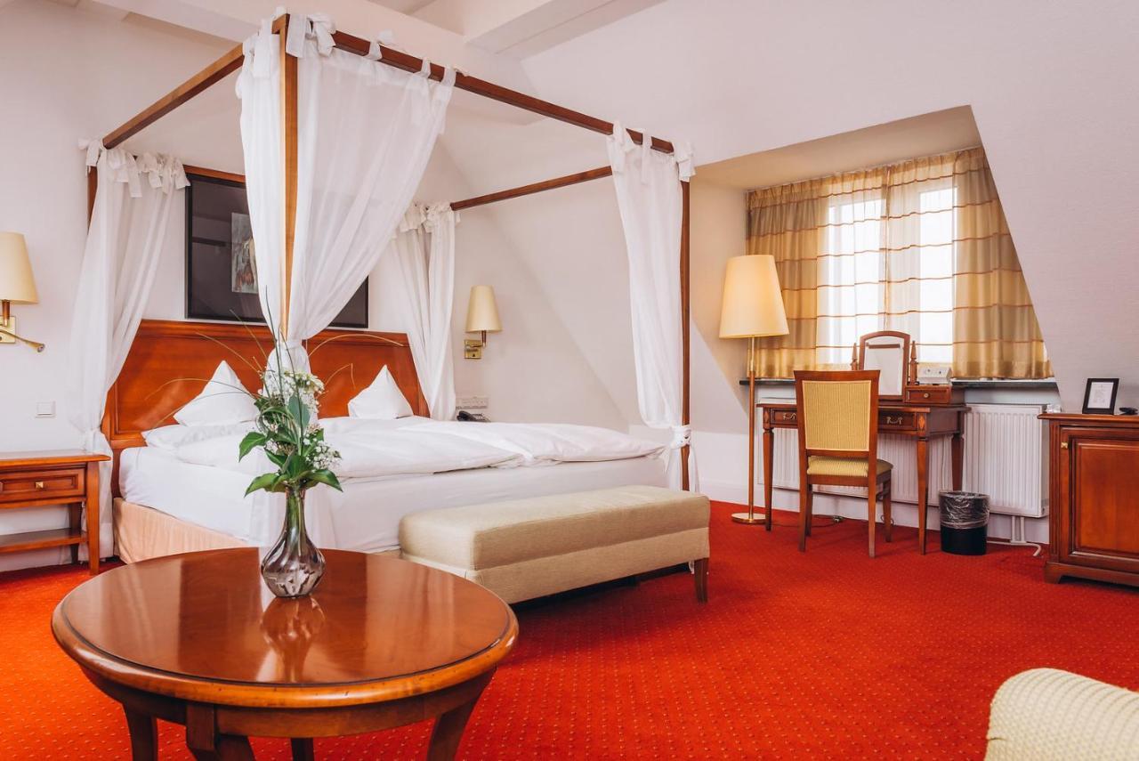 Hotel Moosburger Hof بفافنهوفن أن در إلم المظهر الخارجي الصورة