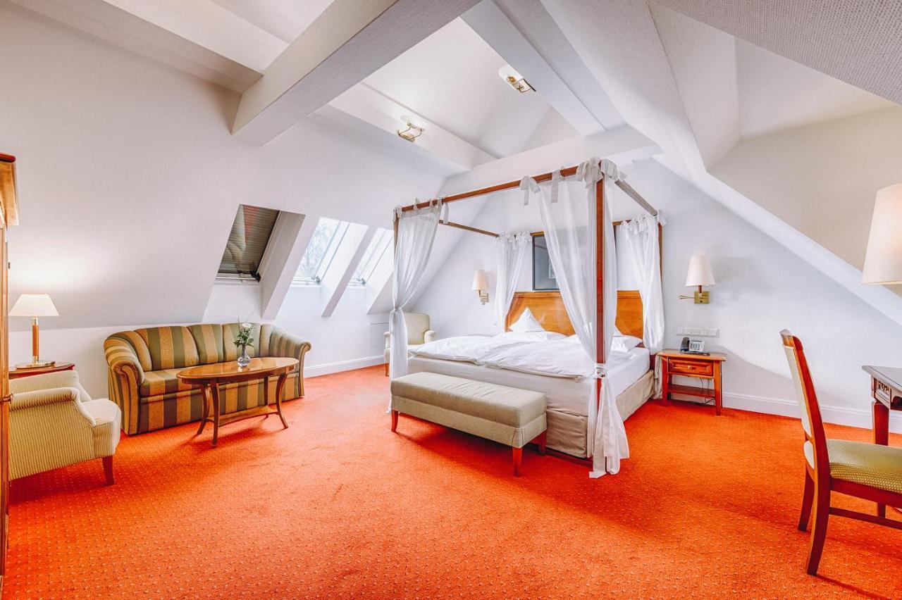 Hotel Moosburger Hof بفافنهوفن أن در إلم المظهر الخارجي الصورة