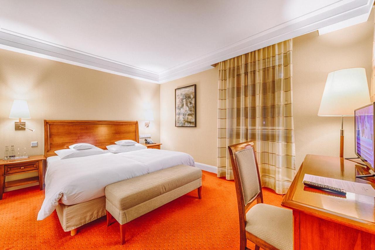 Hotel Moosburger Hof بفافنهوفن أن در إلم المظهر الخارجي الصورة